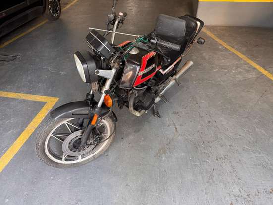 HONDA-CB 450-1985