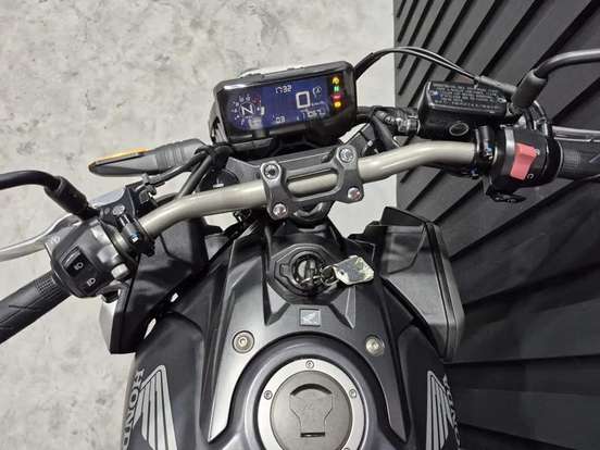 HONDA-CB 650 R ABS-2024