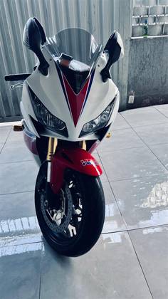 HONDA CBR 1000RR 
