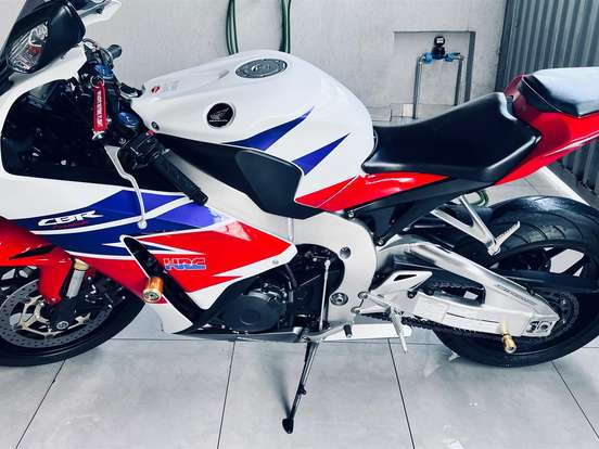 HONDA-CBR 1000RR HONDA-CBR 1000RR-2013