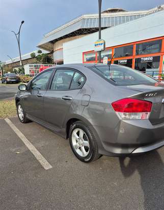 HONDA-CITY-2011