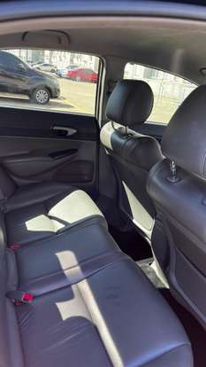 HONDA-CIVIC-2010