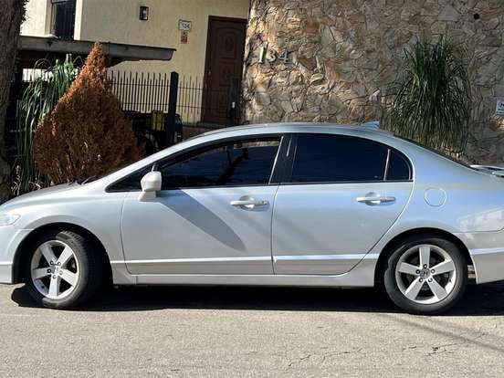 HONDA-CIVIC-1.8 LXS 16V FLEX 4P MANUAL HONDA-CIVIC-2009