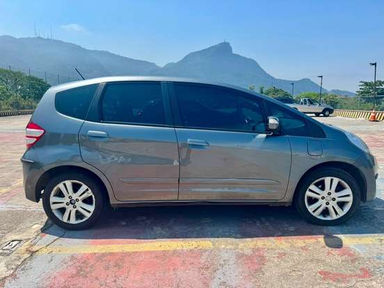 HONDA-FIT-2013