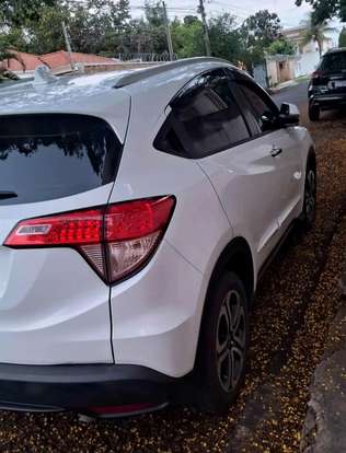 HONDA-HR-V-2017