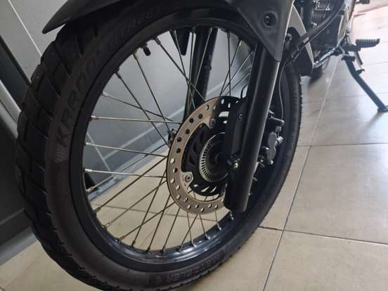 HONDA-XRE 300 SAHARA-2025