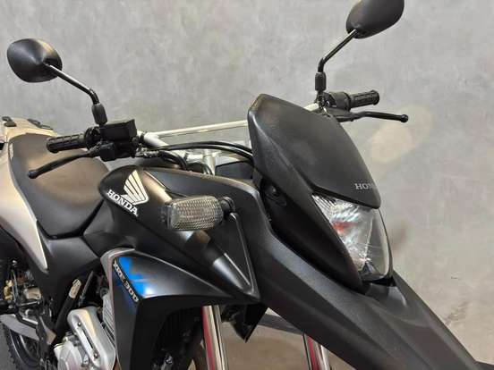 HONDA-XRE 300-2015