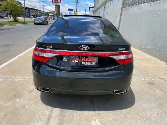HYUNDAI-AZERA-2013