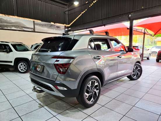 HYUNDAI-CRETA-2022