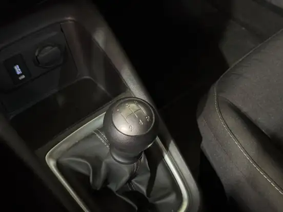 HYUNDAI-HB20-2025