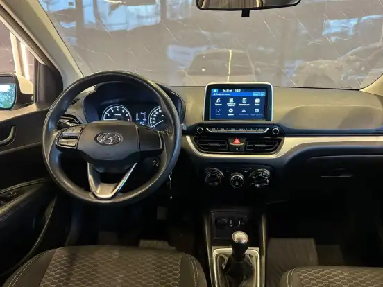 HYUNDAI-HB20-2021