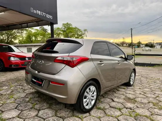 HYUNDAI-HB20-1.0 COMFORT 12V FLEX 4P MANUAL HYUNDAI-HB20-2018