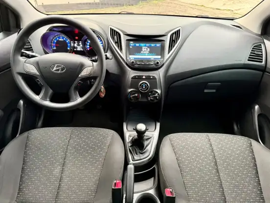 HYUNDAI-HB20-1.0 COMFORT 12V FLEX 4P MANUAL HYUNDAI-HB20-2018