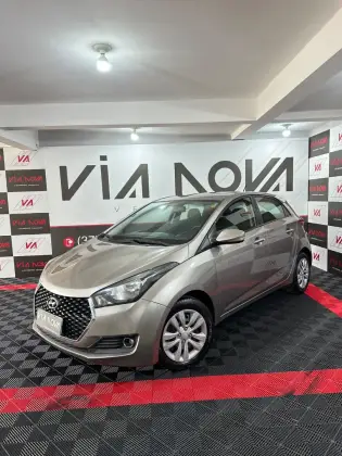 HYUNDAI HB20 1.0 COMFORT PLUS 12V FLEX 4P MANUAL