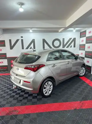 HYUNDAI-HB20-2018