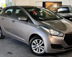 HYUNDAI HB20 1.0 COMFORT PLUS 12V FLEX 4P MANUAL HYUNDAI HB20 1.0 COMFORT PLUS 12V FLEX 4P MANUAL