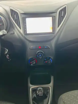 HYUNDAI-HB20-2016