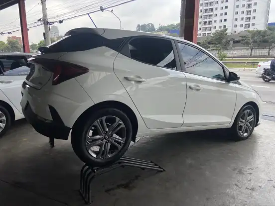 HYUNDAI-HB20-2025