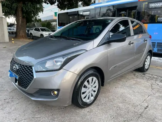 HYUNDAI HB20 1.0 UNIQUE 12V FLEX 4P MANUAL