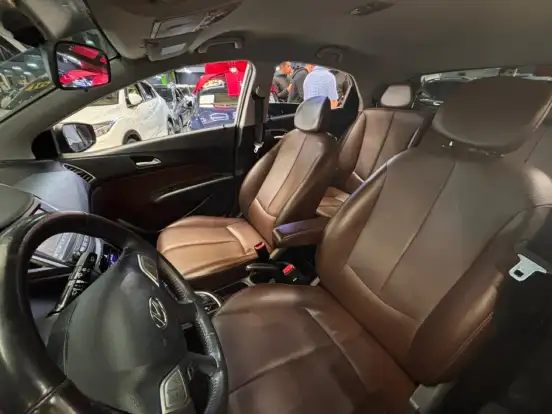 HYUNDAI-HB20-2018