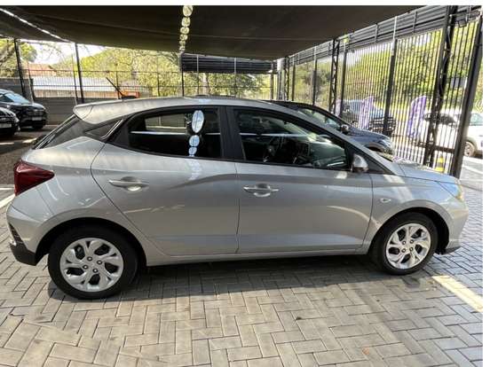 HYUNDAI-HB20-1.0 12V FLEX COMFORT MANUAL HYUNDAI-HB20-2025