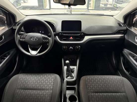 HYUNDAI-HB20-2023