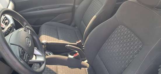 HYUNDAI-HB20-2024