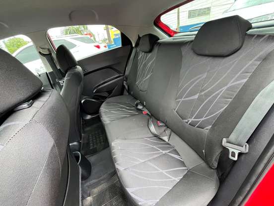 HYUNDAI-HB20-2014