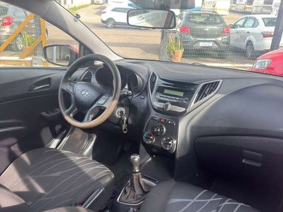 HYUNDAI-HB20-1.0 COMFORT 12V FLEX 4P MANUAL HYUNDAI-HB20-2014