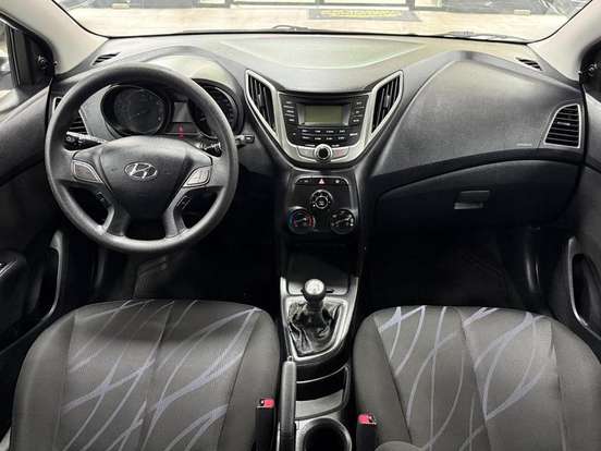 HYUNDAI-HB20-1.0 COMFORT 12V FLEX 4P MANUAL HYUNDAI-HB20-2014