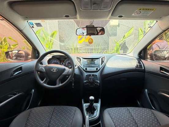 HYUNDAI-HB20-1.0 COMFORT 12V FLEX 4P MANUAL HYUNDAI-HB20-2017