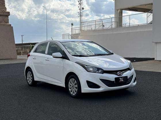 HYUNDAI HB20 1.0 COMFORT 12V FLEX 4P MANUAL