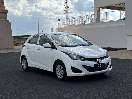 HYUNDAI-HB20-1.0 COMFORT 12V FLEX 4P MANUAL HYUNDAI-HB20-2013