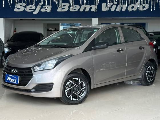 HYUNDAI HB20 1.0 COMFORT PLUS 12V FLEX 4P MANUAL