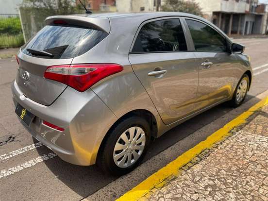 HYUNDAI-HB20-1.0 COMFORT STYLE 12V FLEX 4P MANUAL HYUNDAI-HB20-2017