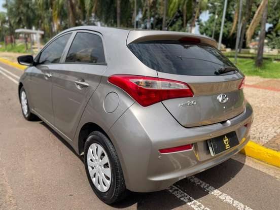HYUNDAI-HB20-1.0 COMFORT STYLE 12V FLEX 4P MANUAL HYUNDAI-HB20-2017