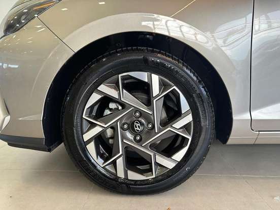HYUNDAI-HB20-2024
