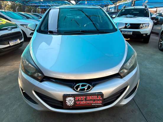 HYUNDAI-HB20-1.6 COMFORT 16V FLEX 4P MANUAL HYUNDAI-HB20-2012