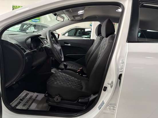 HYUNDAI-HB20-1.6 COMFORT PLUS 16V FLEX 4P AUTOMÁTICO HYUNDAI-HB20-2018