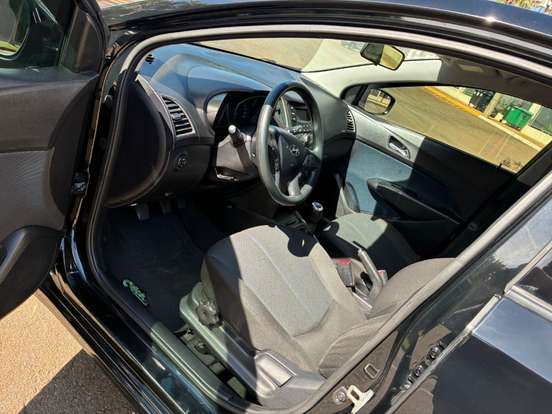 HYUNDAI-HB20-1.6 COMFORT PLUS 16V FLEX 4P MANUAL HYUNDAI-HB20-2015