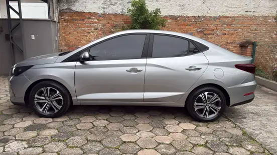 HYUNDAI-HB20S-2023