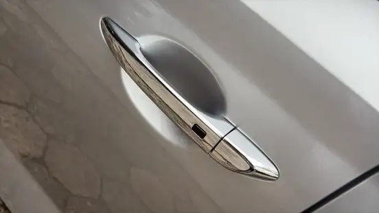HYUNDAI-HB20S-2023