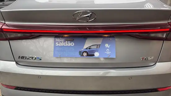 HYUNDAI-HB20S-2023