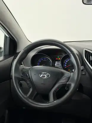 HYUNDAI-HB20S-2016