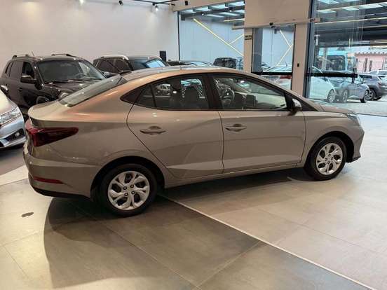 HYUNDAI-HB20S-2025