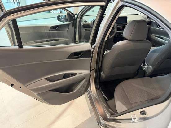 HYUNDAI-HB20S-2025
