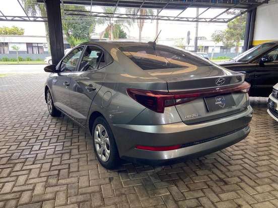 HYUNDAI-HB20S-2023