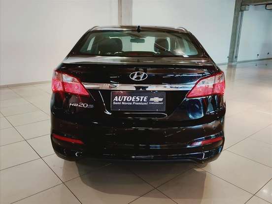HYUNDAI-HB20S-1.0 COMFORT PLUS 12V FLEX 4P MANUAL HYUNDAI-HB20S-2017