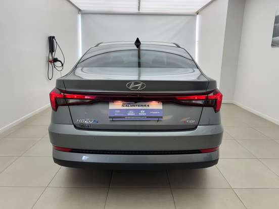HYUNDAI-HB20S-2024