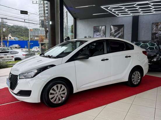 HYUNDAI-HB20S-1.0 UNIQUE 12V FLEX 4P MANUAL HYUNDAI-HB20S-2019